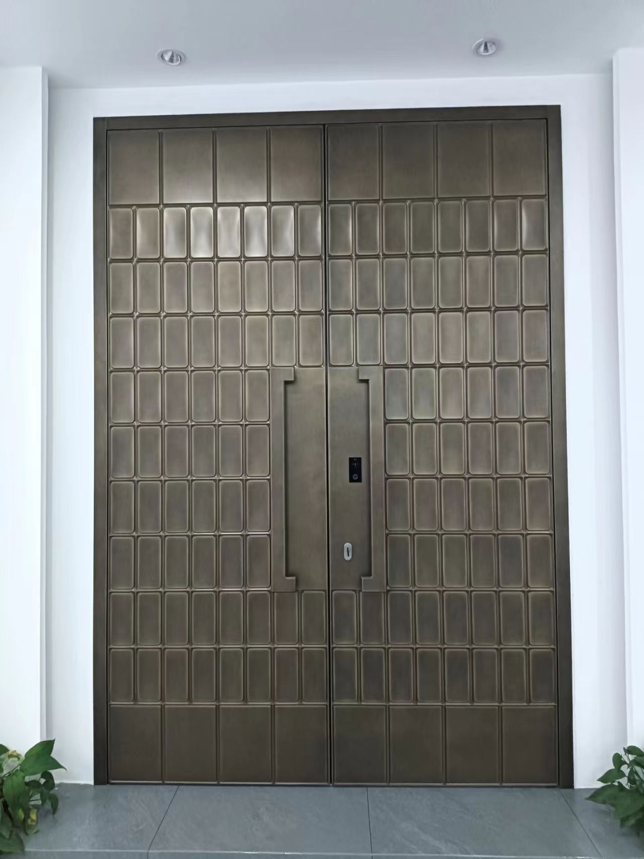 TINNO Grid Pattern Entry Doors | Timeless Geometry for Modern Luxury