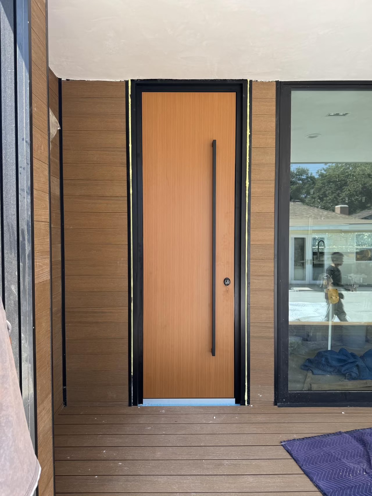 TINNO Light Wood Straight-Grain Slim Frame System Entry Door for Warm Modern Woo